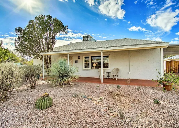 Centrally Located ~ 5 Mi To Dtwn! * Tucson